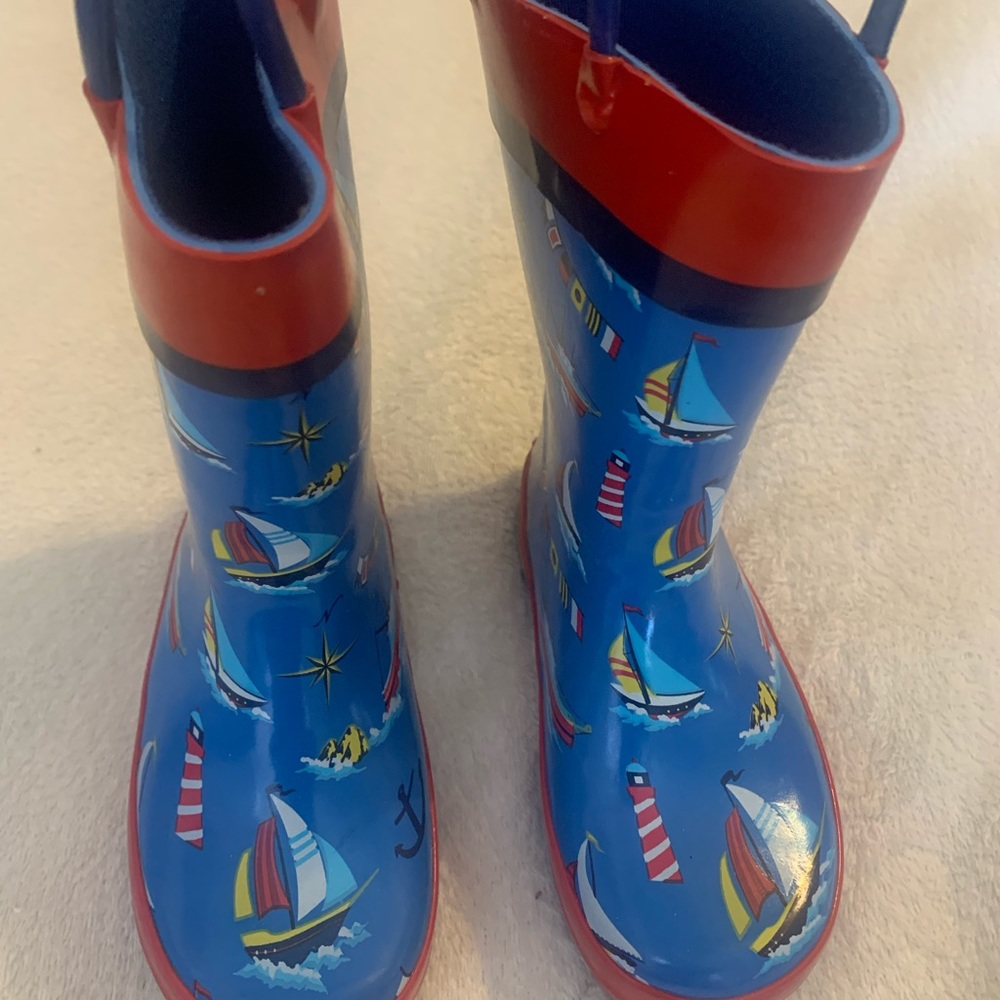 Boys raining snow boots or  size 8 brand Stephen Joseph